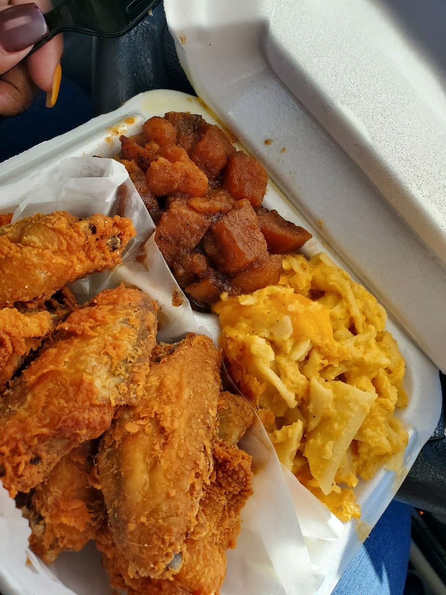 Allie B's Cozy Kitchen-5